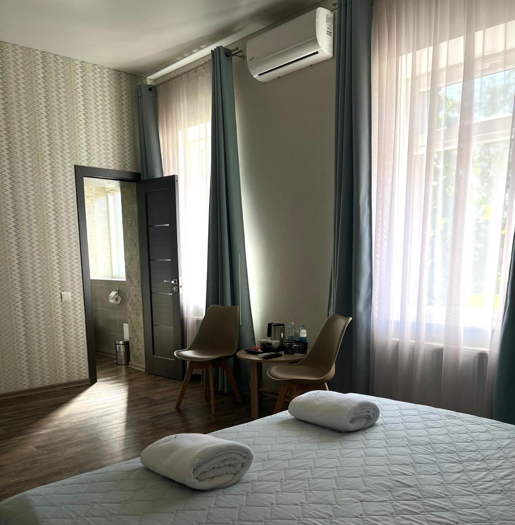 Hotel Dozari Korostyshiv Exteriér fotografie