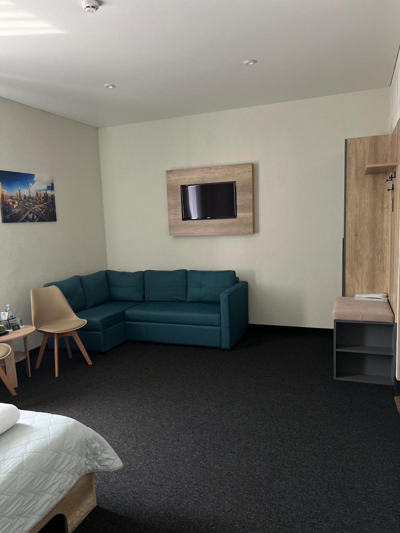 Hotel Dozari Korostyshiv Exteriér fotografie
